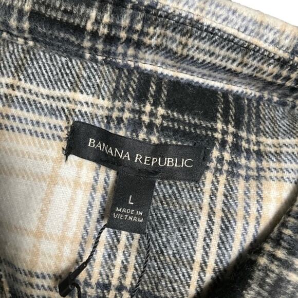 Banana Republic Women's Shirt Jacket Soft Black Plaid Side Pocket Size Large NWT - Picture 5 of 8